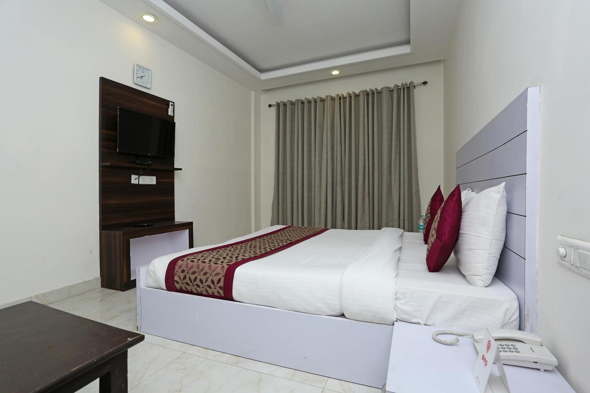 Hotel O Lakshya Нью-Делі Екстер'єр фото